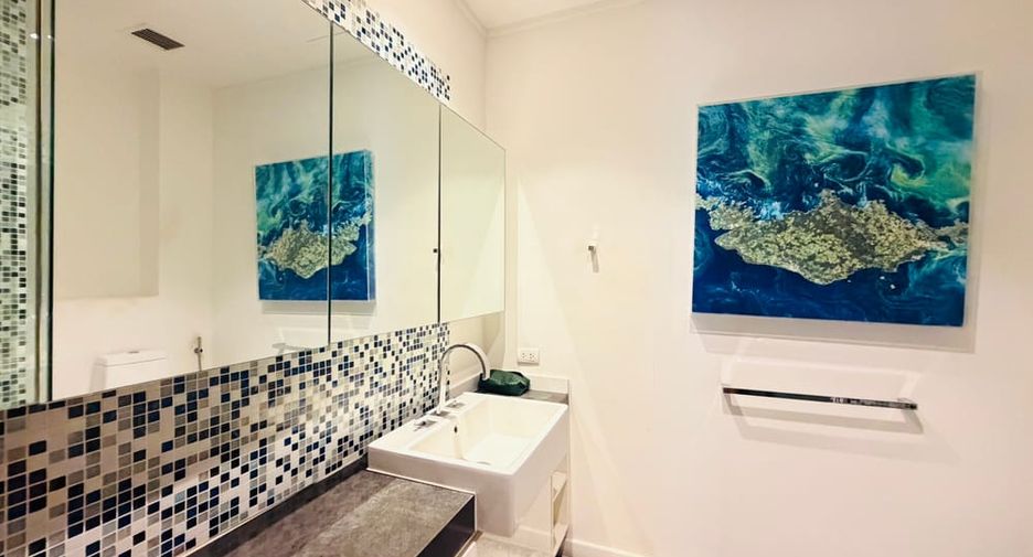 For rent 3 bedrooms condo in Bang Lamung, Chonburi