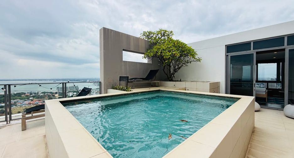 For rent 3 bedrooms condo in Bang Lamung, Chonburi