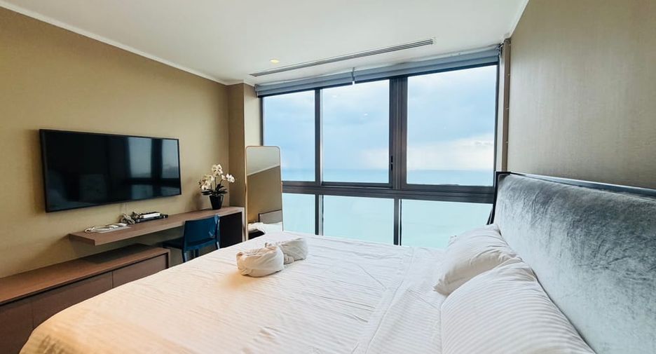 For rent 3 bedrooms condo in Bang Lamung, Chonburi