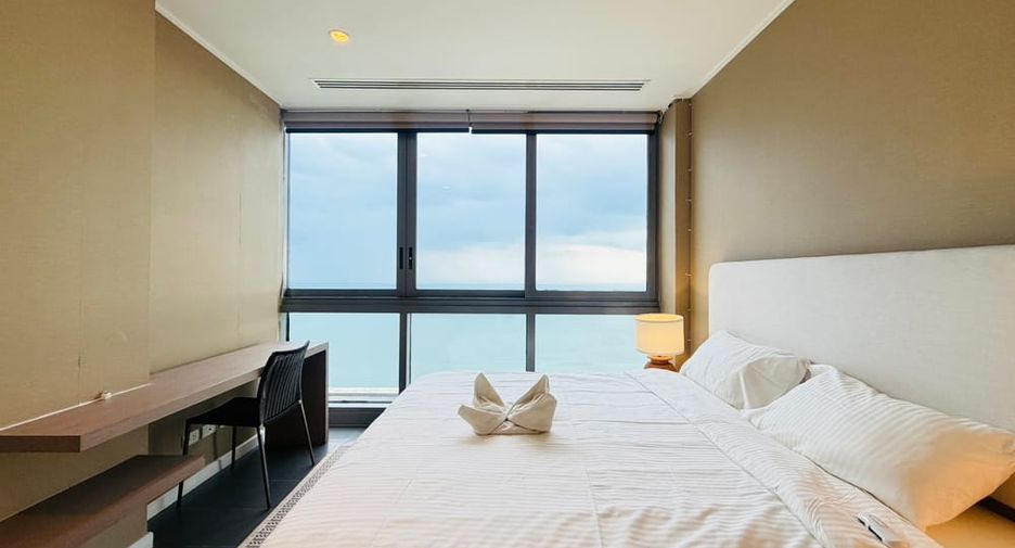 For rent 3 bedrooms condo in Bang Lamung, Chonburi