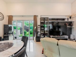 Продажа 5 спальни вилла в Банг Сарай, Паттайя