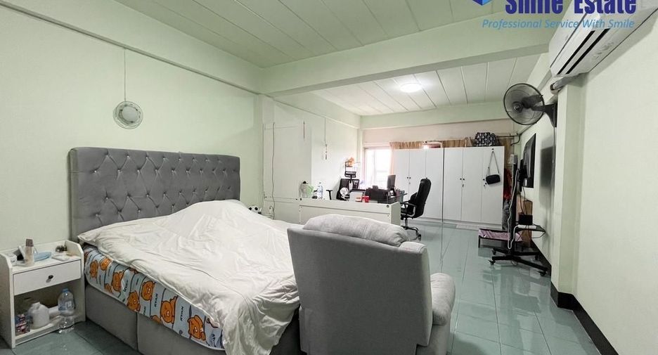 出售 3 卧室 商业空间 在 Bang Phli, Samut Prakan