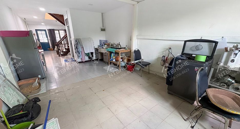出售 2 卧室 联排别墅 在 Lam Luk Ka, Pathum Thani