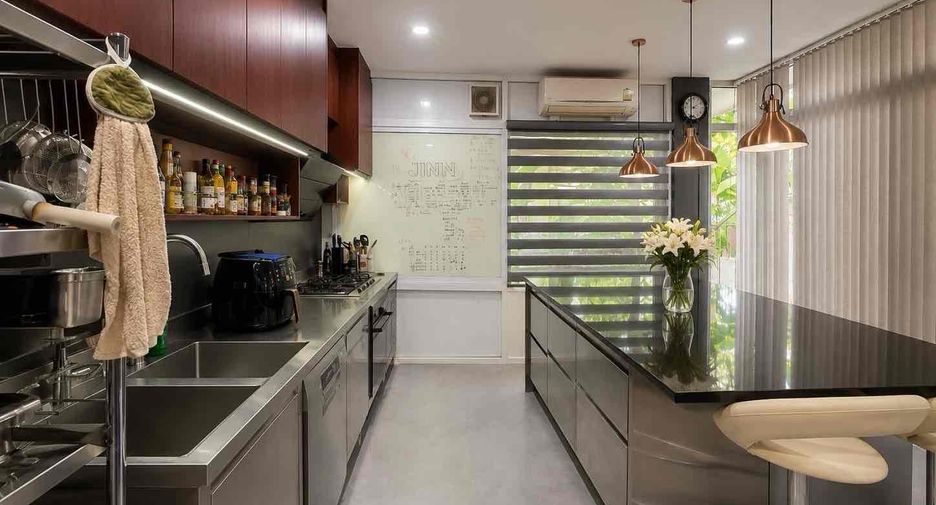 Продажа 3 спальни дом в Mueang Samut Prakan, Самутпракан