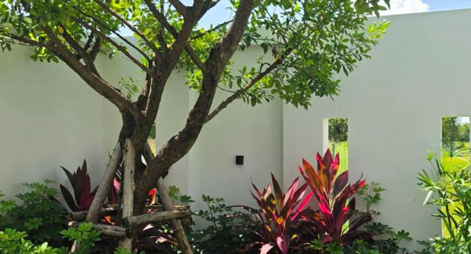 À vendre 4 chambres villa à Hang Dong, Chiang Mai