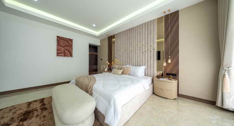 For sale 5 bedrooms villa in Huay Yai, Pattaya