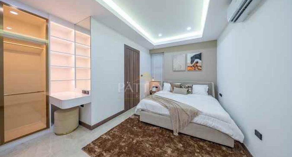 For sale 5 bedrooms villa in Huay Yai, Pattaya