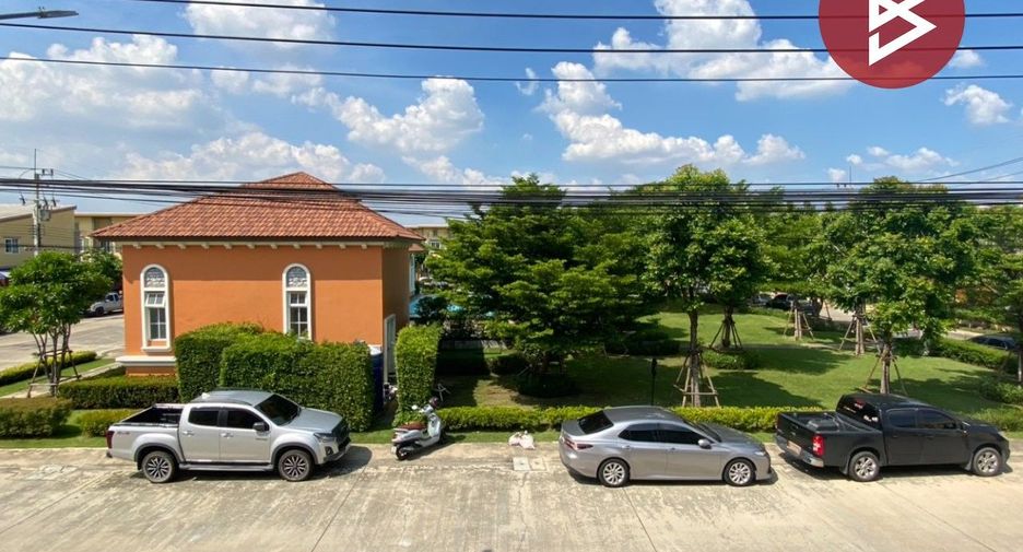 À vendre 4 chambres maison de ville à Mueang Samut Sakhon, Samut Sakhon