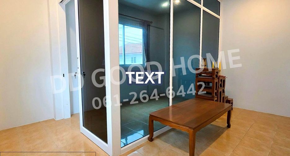 For sale 5 bedrooms house in Sam Khok, Pathum Thani