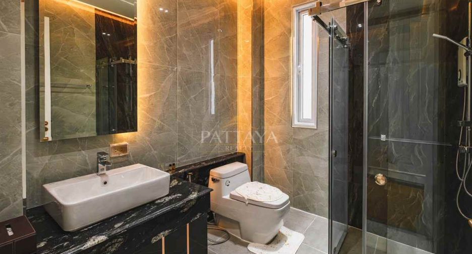 For rent and for sale 7 bedrooms villa in Jomtien, Pattaya