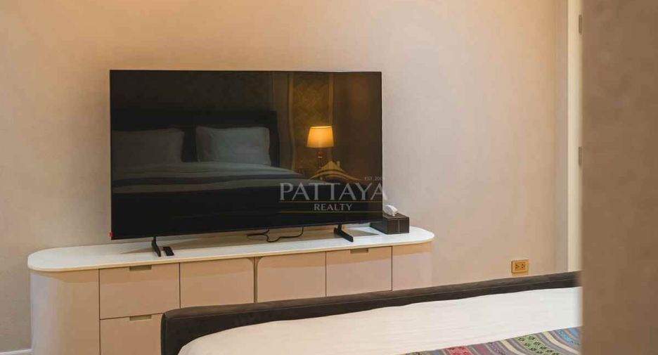 For rent and for sale 7 bedrooms villa in Jomtien, Pattaya