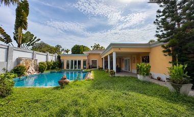 Villa en alquiler de 3 habitaciones en Bang Lamung, Chonburi