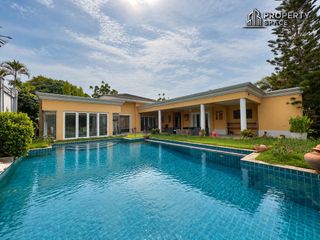 For rent 3 bedrooms villa in Bang Lamung, Chonburi