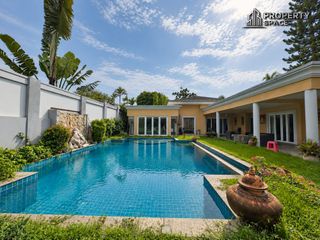 For rent 3 bedrooms villa in Bang Lamung, Chonburi