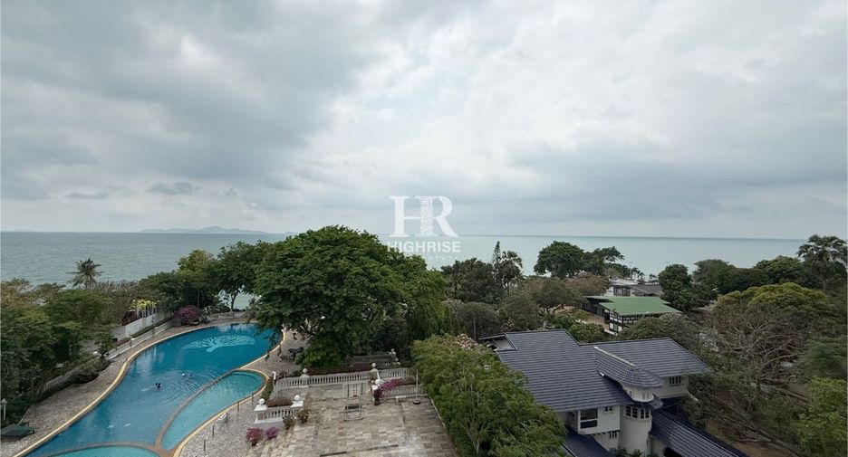 For sale 3 bedrooms condo in Bang Lamung, Chonburi