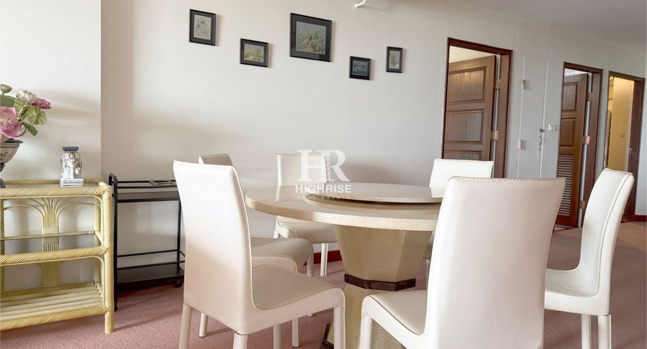 For sale 3 bedrooms condo in Bang Lamung, Chonburi