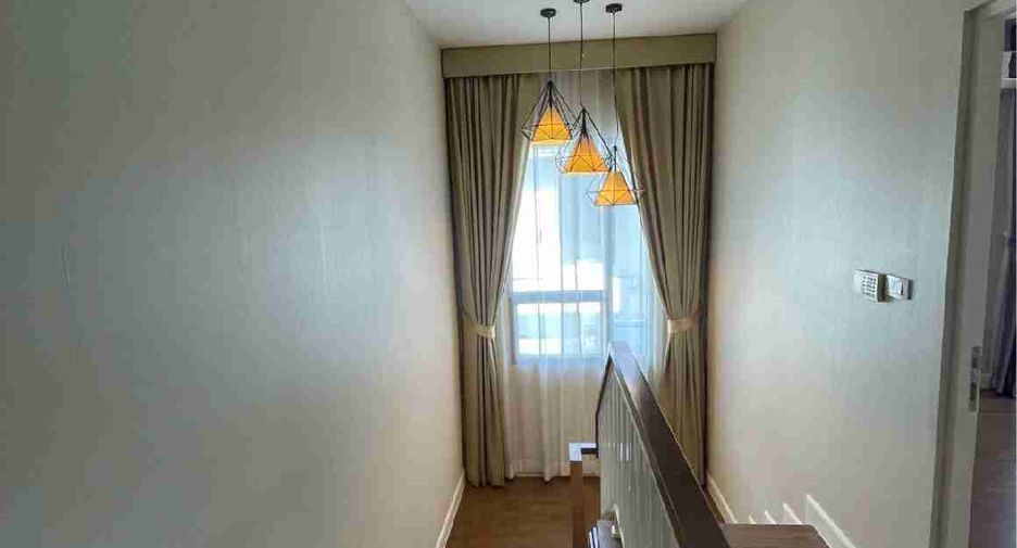 For sale 4 bedrooms house in Lam Luk Ka, Pathum Thani