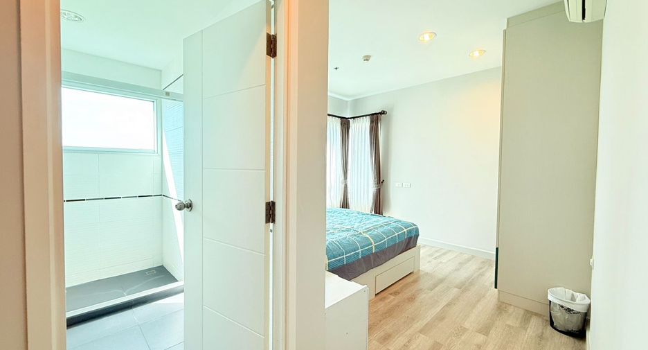 For rent 2 bedrooms condo in Bang Lamung, Chonburi