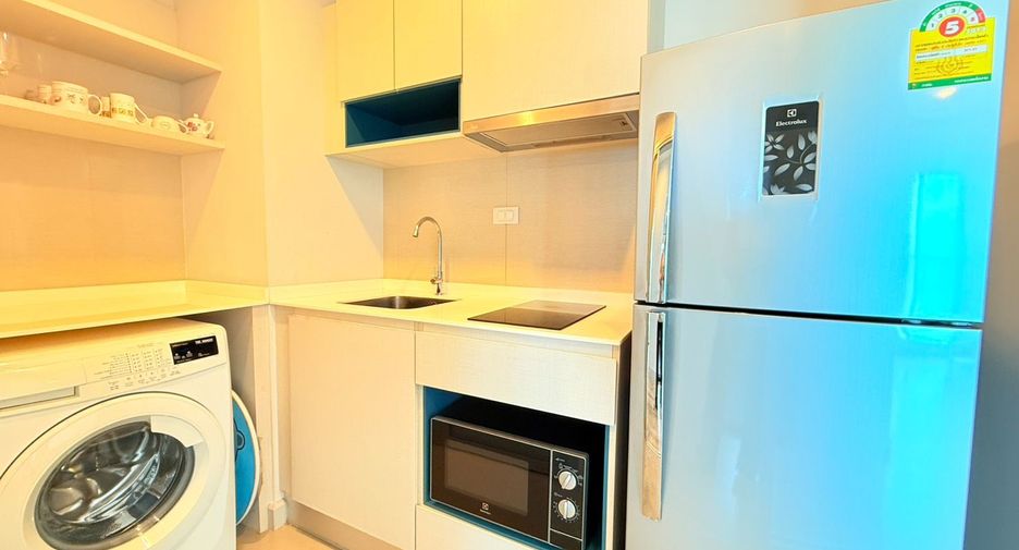 For rent 2 bedrooms condo in Bang Lamung, Chonburi