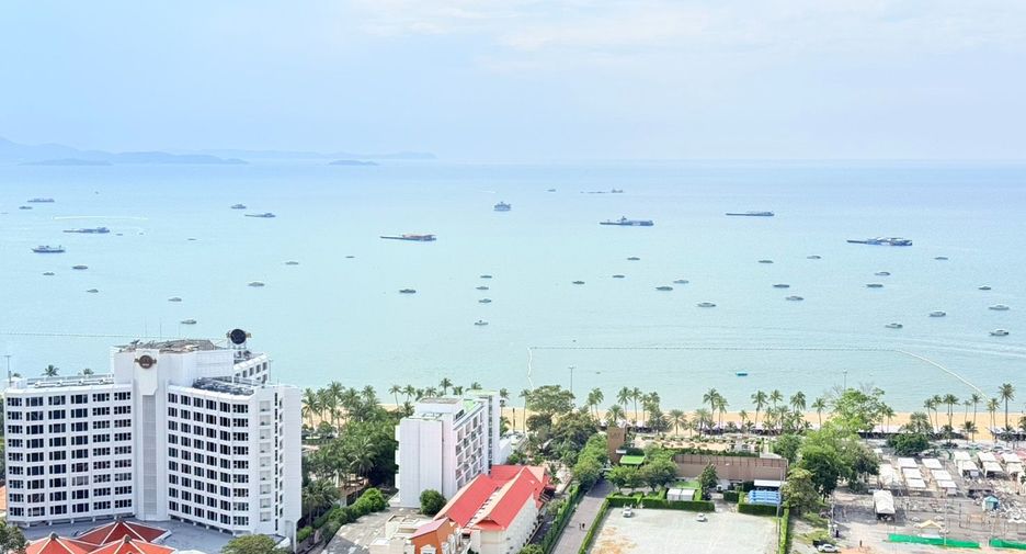 For rent 2 bedrooms condo in Bang Lamung, Chonburi