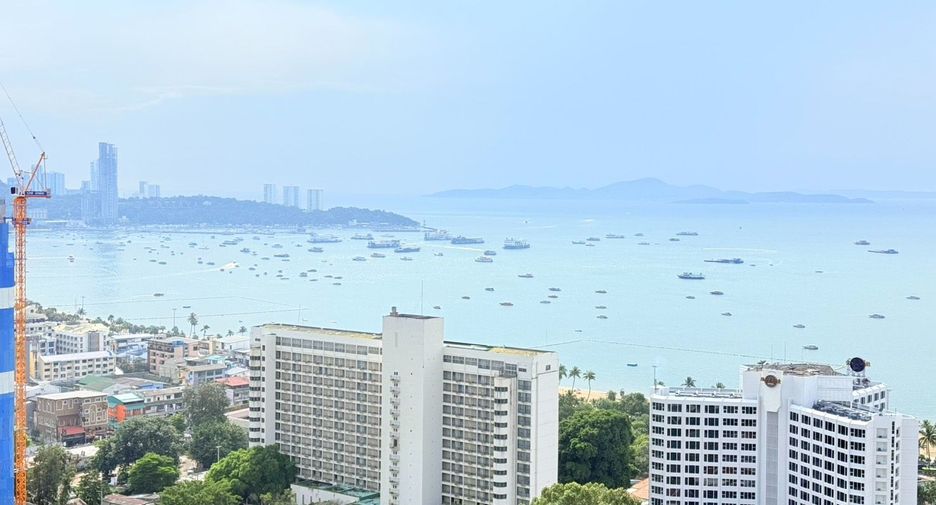 For rent 2 bedrooms condo in Bang Lamung, Chonburi