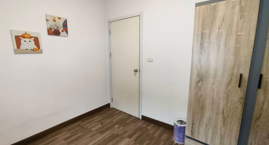 For rent 3 ベッドルーム townhouse in Mueang Chiang Mai, Chiang Mai