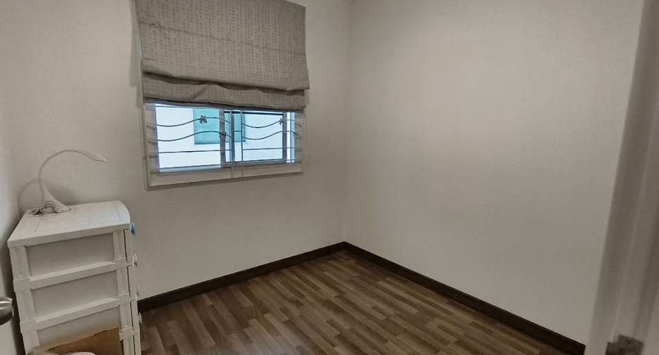 For rent 3 ベッドルーム townhouse in Mueang Chiang Mai, Chiang Mai