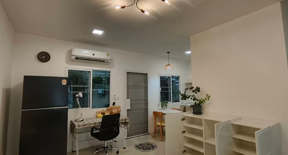 For rent 3 ベッドルーム townhouse in Mueang Chiang Mai, Chiang Mai