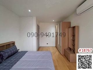 For rent 3 bedrooms townhouse in Phra Khanong, Bangkok