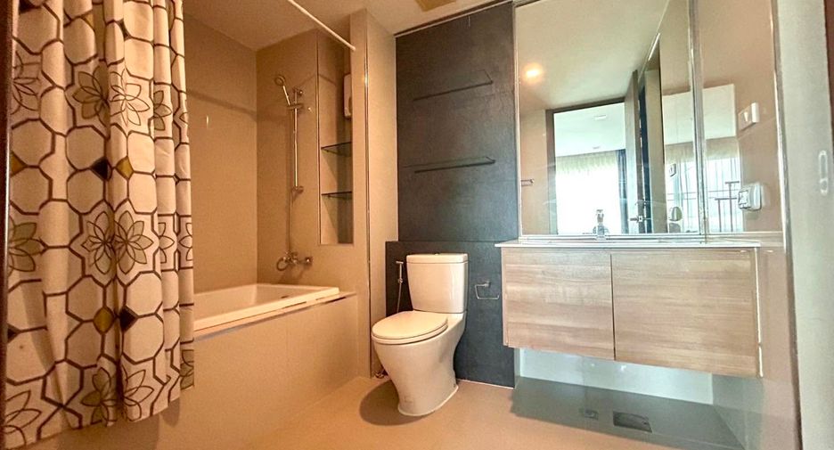 À louer 1 chambre condo à Si Racha, Chonburi
