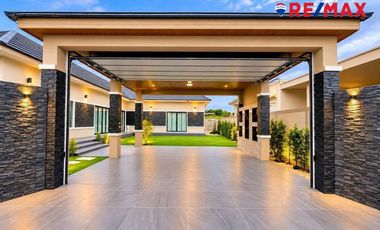 Haus zum Kauf mit 3 Zimmer in Bang Lamung, Chonburi