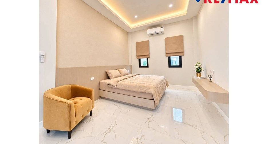 Haus zum Kauf mit 3 Zimmer in Bang Lamung, Chonburi