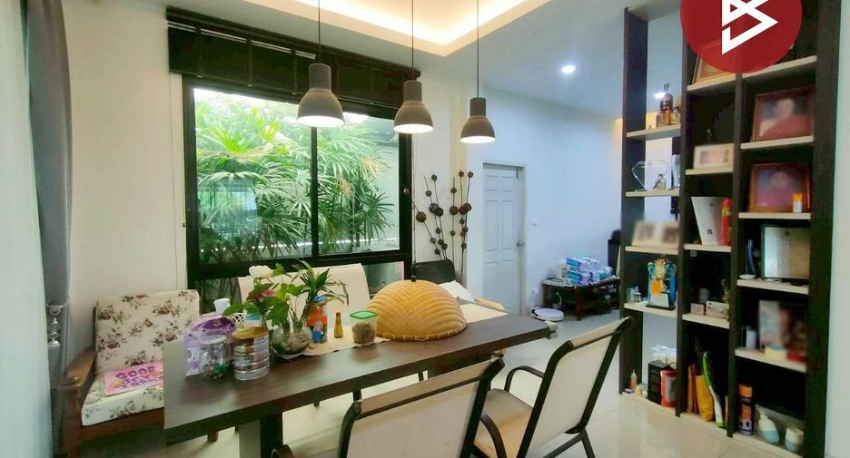 For sale 3 bedrooms house in Mueang Samut Songkhram, Samut Songkhram