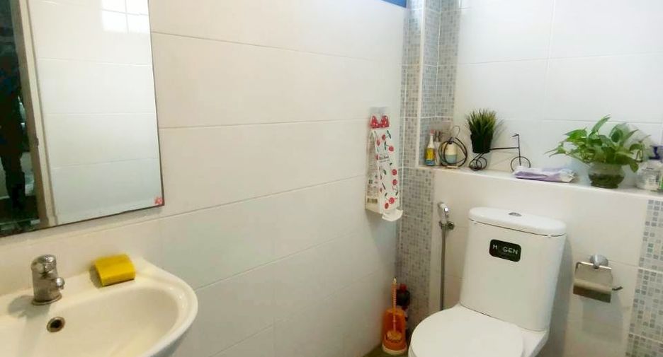 For sale 3 bedrooms house in Mueang Samut Songkhram, Samut Songkhram