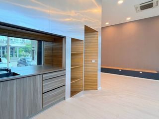 Аренда 3 спальни торговое помещение в Mueang Chiang Mai, Чианг Маи