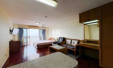 For sale studio condo in Bang Lamung, Chonburi