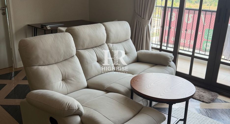 For sale 2 bedrooms condo in Jomtien, Pattaya