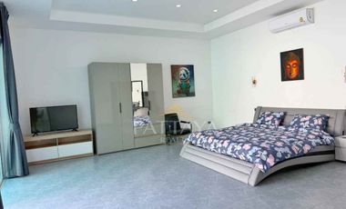 For rent and for sale 6 bedrooms house in Bang Lamung, Chonburi