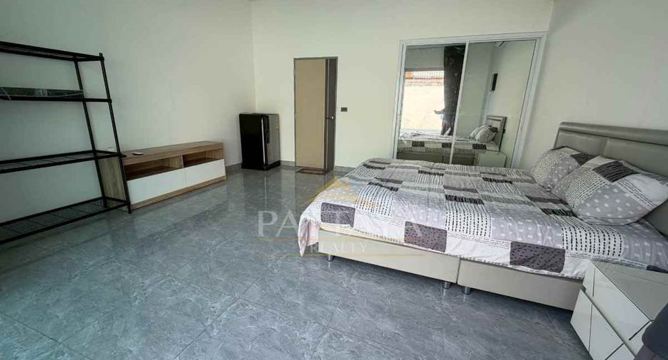 For rent and for sale 6 bedrooms house in Bang Lamung, Chonburi