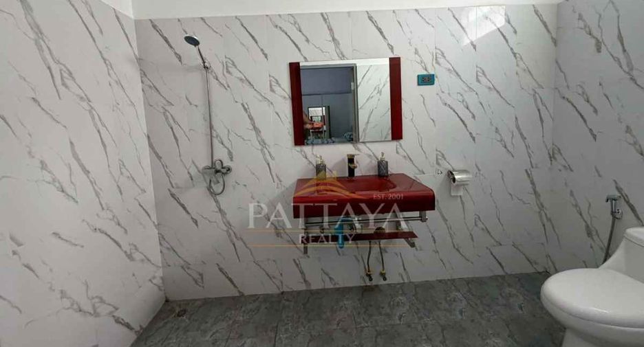 For rent and for sale 6 bedrooms house in Bang Lamung, Chonburi