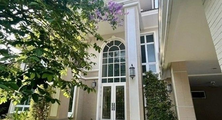 Продажа 5 спальни дом в Банг Кхае, Бангкок