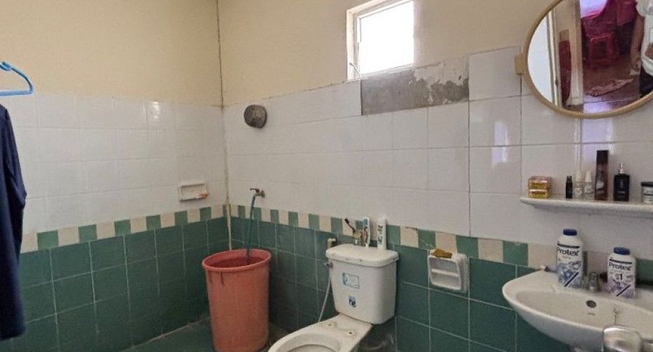 For sale 3 bedrooms townhouse in Phra Samut Chedi, Samut Prakan