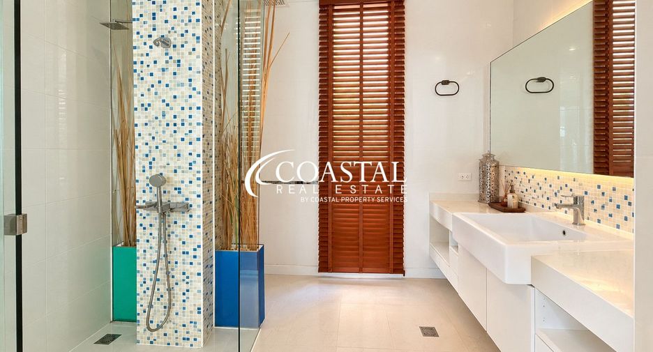 For rent 2 bedrooms condo in Bang Lamung, Chonburi