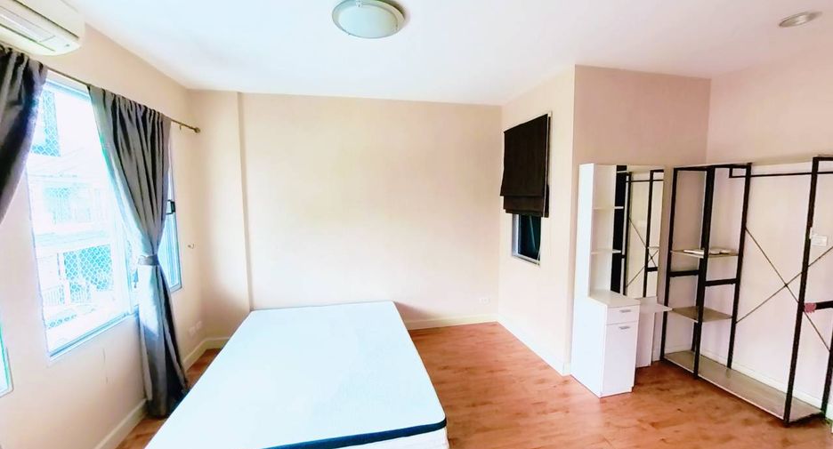 À vendre 3 chambres maison de ville à Bang Kruai, Nonthaburi