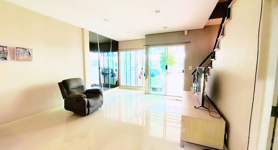 À vendre 3 chambres maison de ville à Bang Kruai, Nonthaburi