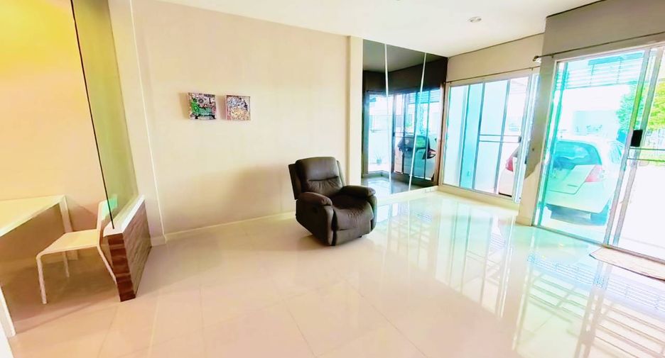 À vendre 3 chambres maison de ville à Bang Kruai, Nonthaburi