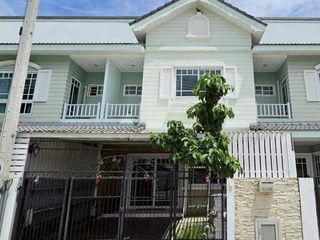 Haus zur Miete mit 3 Zimmer in Bang Lamung, Chonburi