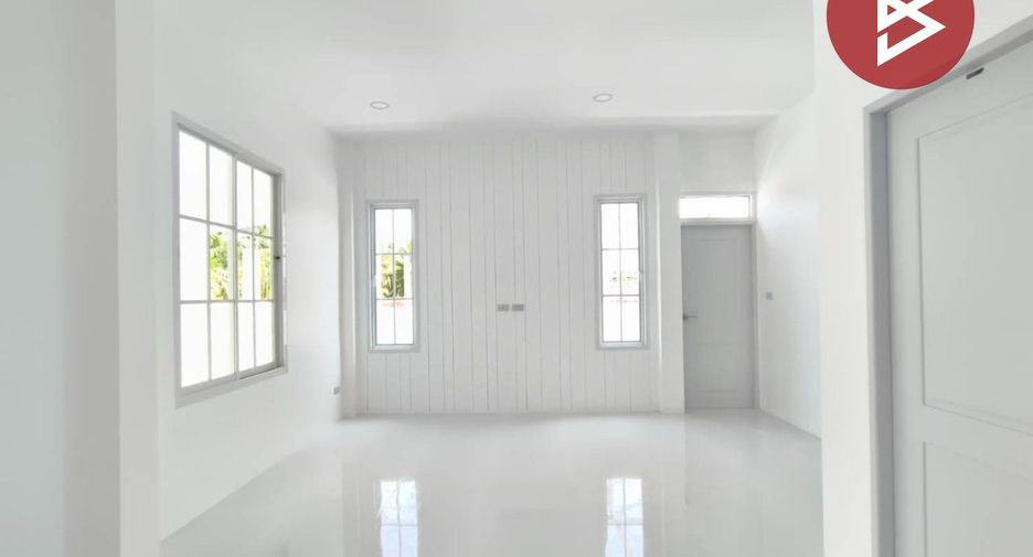 For sale 3 bedrooms house in Mueang Samut Songkhram, Samut Songkhram