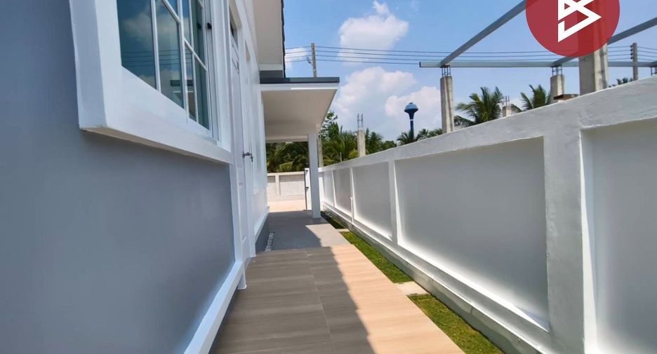 For sale 3 bedrooms house in Mueang Samut Songkhram, Samut Songkhram