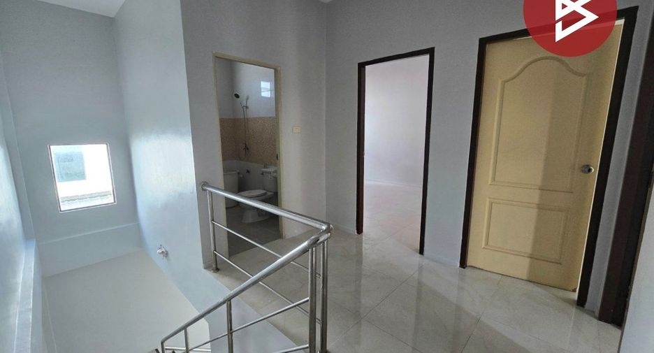Reihenhaus zum Kauf mit 3 Zimmer in Phra Samut Chedi, Samut Prakan